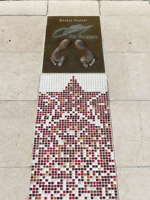 是观看比赛 是观看比赛