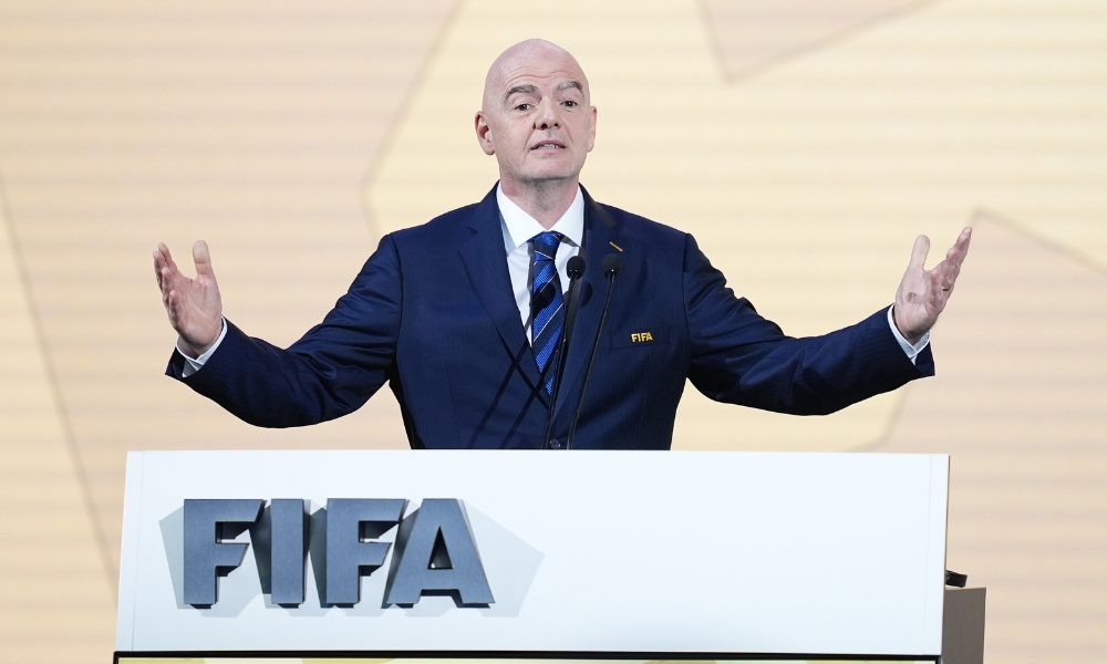 在任何一个 在任何一个